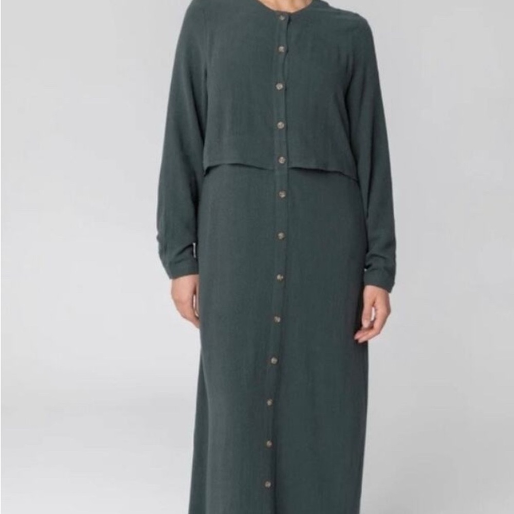 Long Sleeve Button-Front Maxi Dress in Deep Green